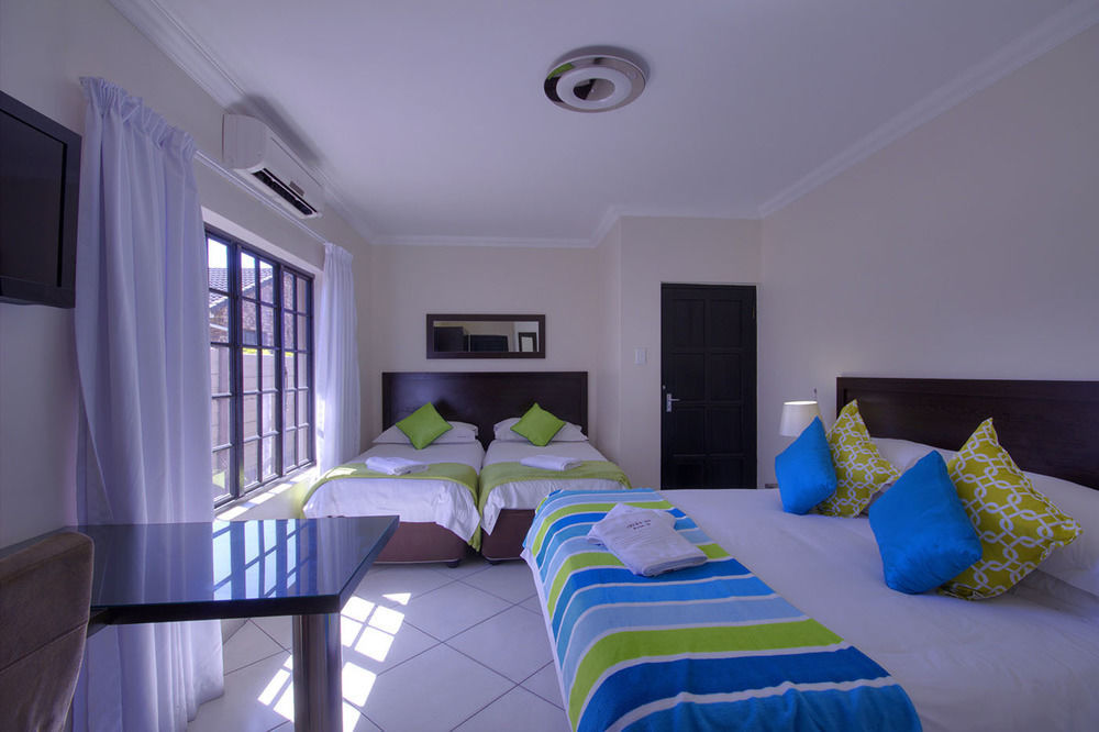 Gecko Inn Richards Bay Exteriör bild